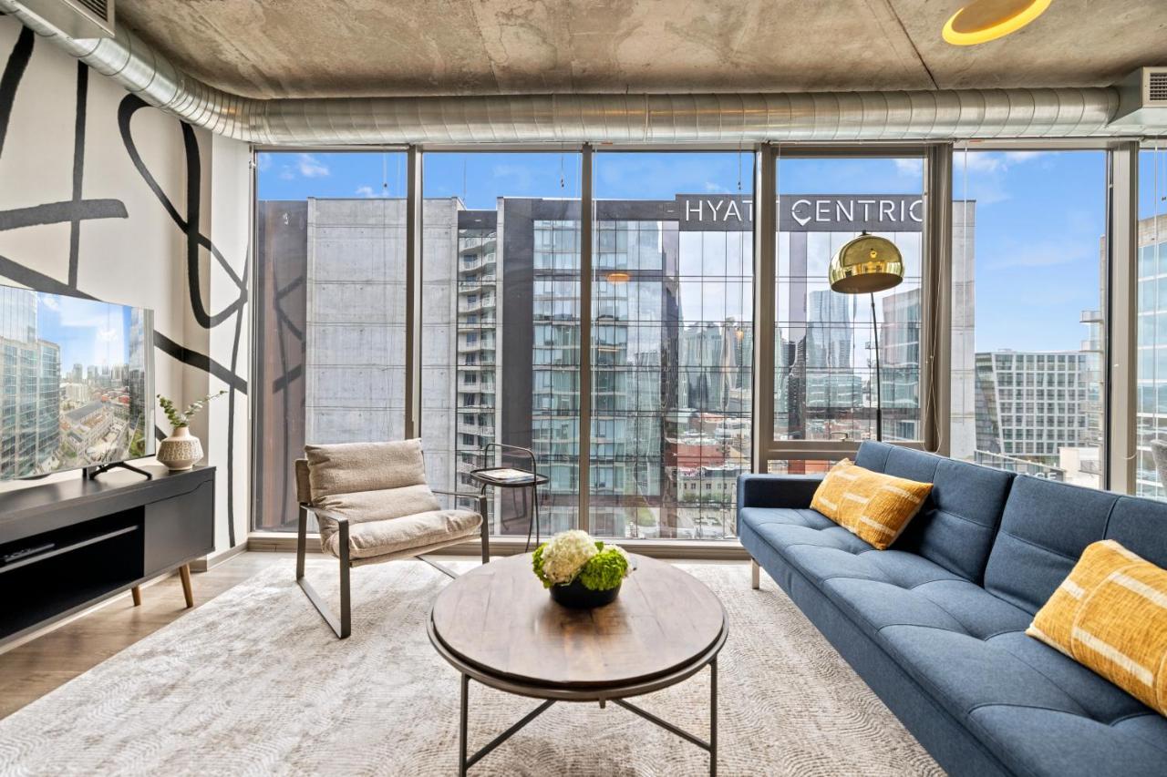 Placemakr Premier Sobro ناشفيل المظهر الخارجي الصورة A staged living room